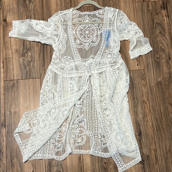 Cupshe White Embroidered Lace Kimono Cover-Up Boho Western Size Small NWT - Picture 1 of 7